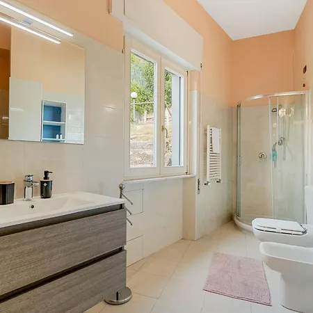 Casa vacanze Val Zagora-5terre-private Parking La Spezia